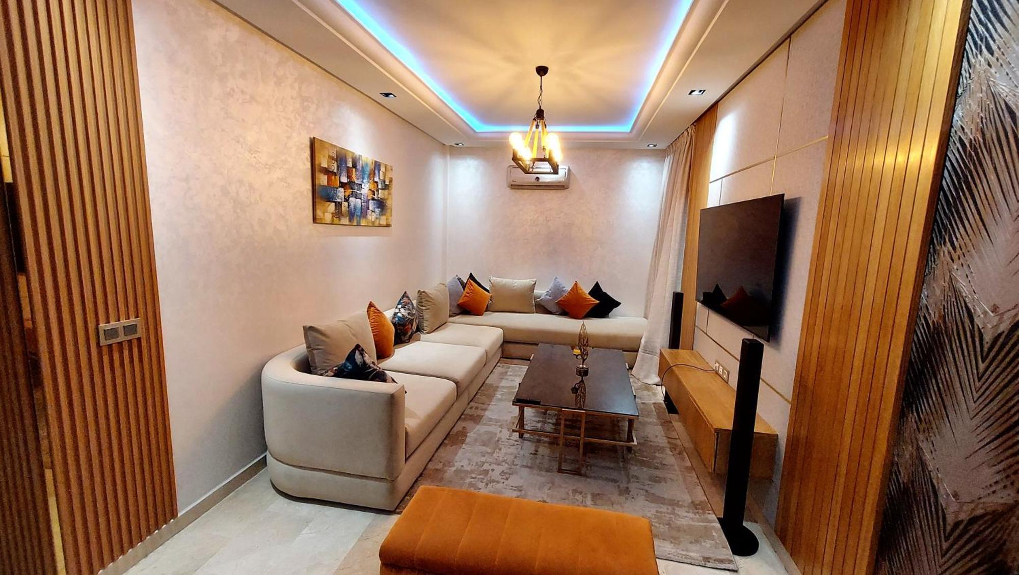 Luxury Downtown Apartment Of 80M2 In Front Of Hassan 2 Mosque And Sea From Family , Pour Famille , Interdit Couples Araabic Non Marie, Forbidden Unmarried Araabic Couples Basement Car Park Касабланка Экстерьер фото